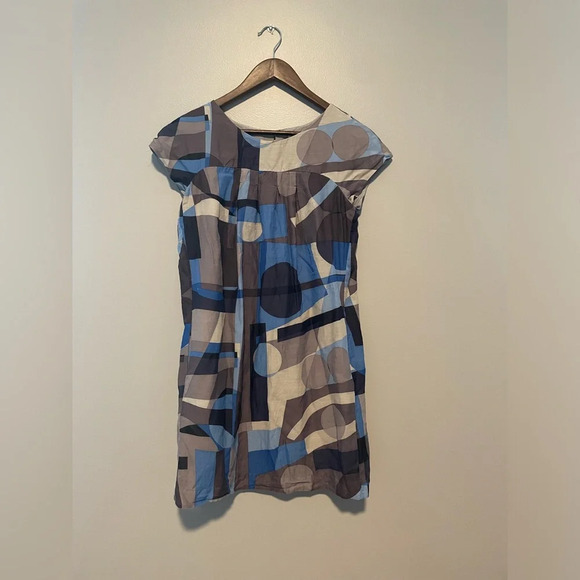 Vince cap sleeve dress size 6 with pockets - Picture 6 of 13